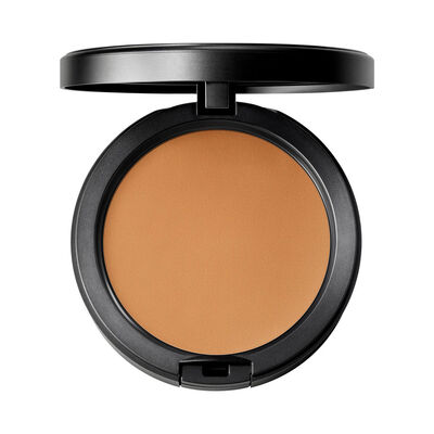 BASE NC46  STUDIO FIX POWDER 